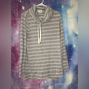 Olive & Oak striped long sleeve 🛍